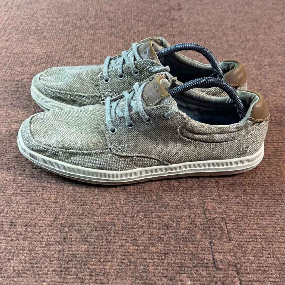 Skechers relaxed fit